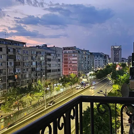 Nasaly Urban Apartment