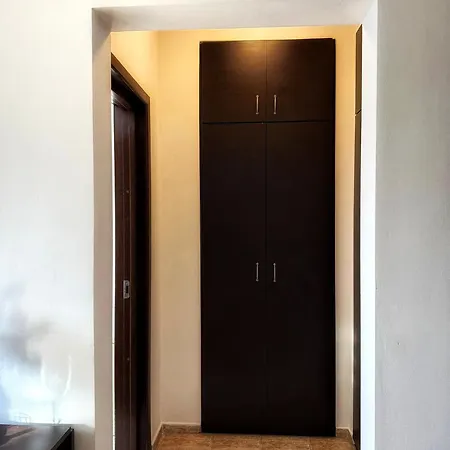 Nasaly Urban Διαμέρισμα *